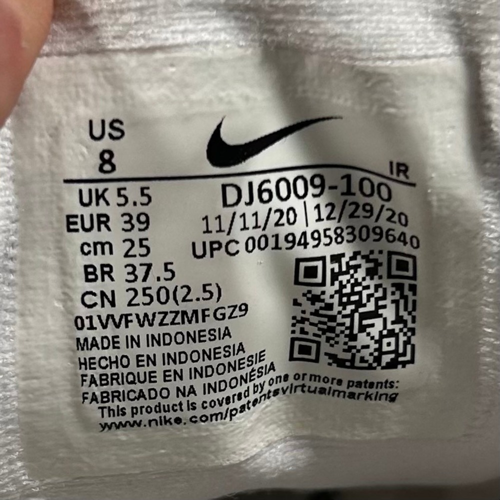 Nike Revolution 5 White Black Speckled Running Shoes DJ6009-100 Womens 8 - Picture 8 of 8